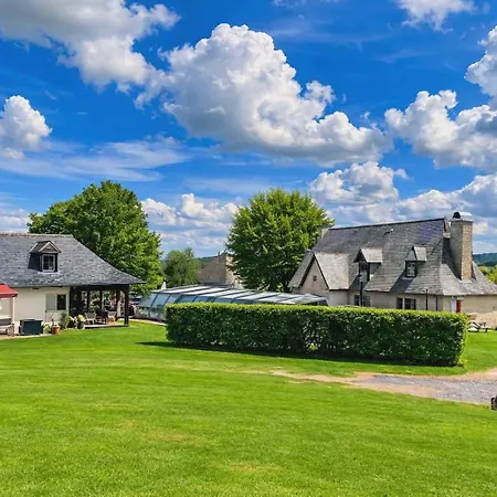 Le Martalou 3* Lacapelle-Viescamp